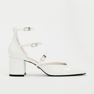 Zara Buckled Block Heel Shoes ✨